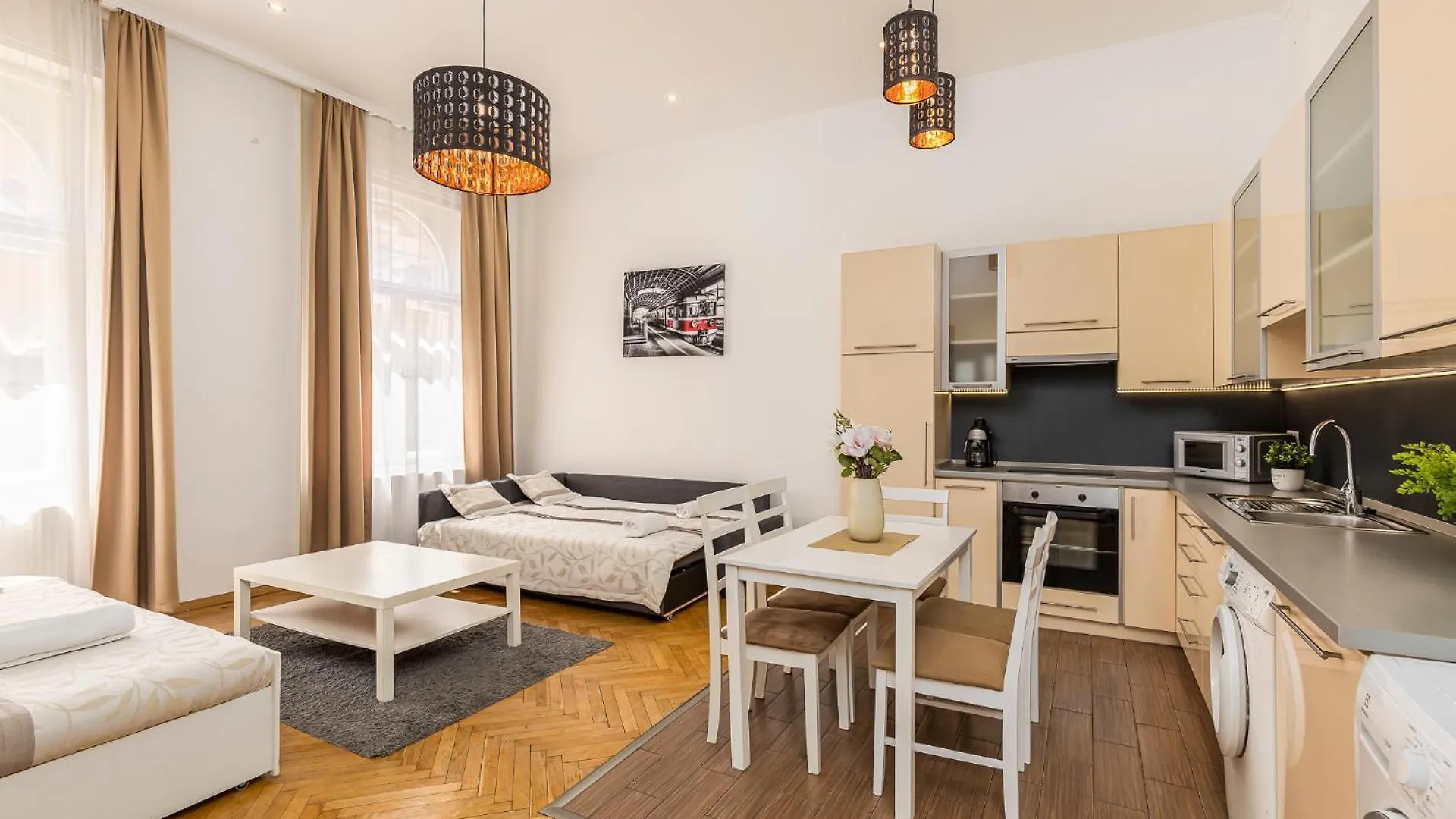 Real Apartments Revay Будапешт